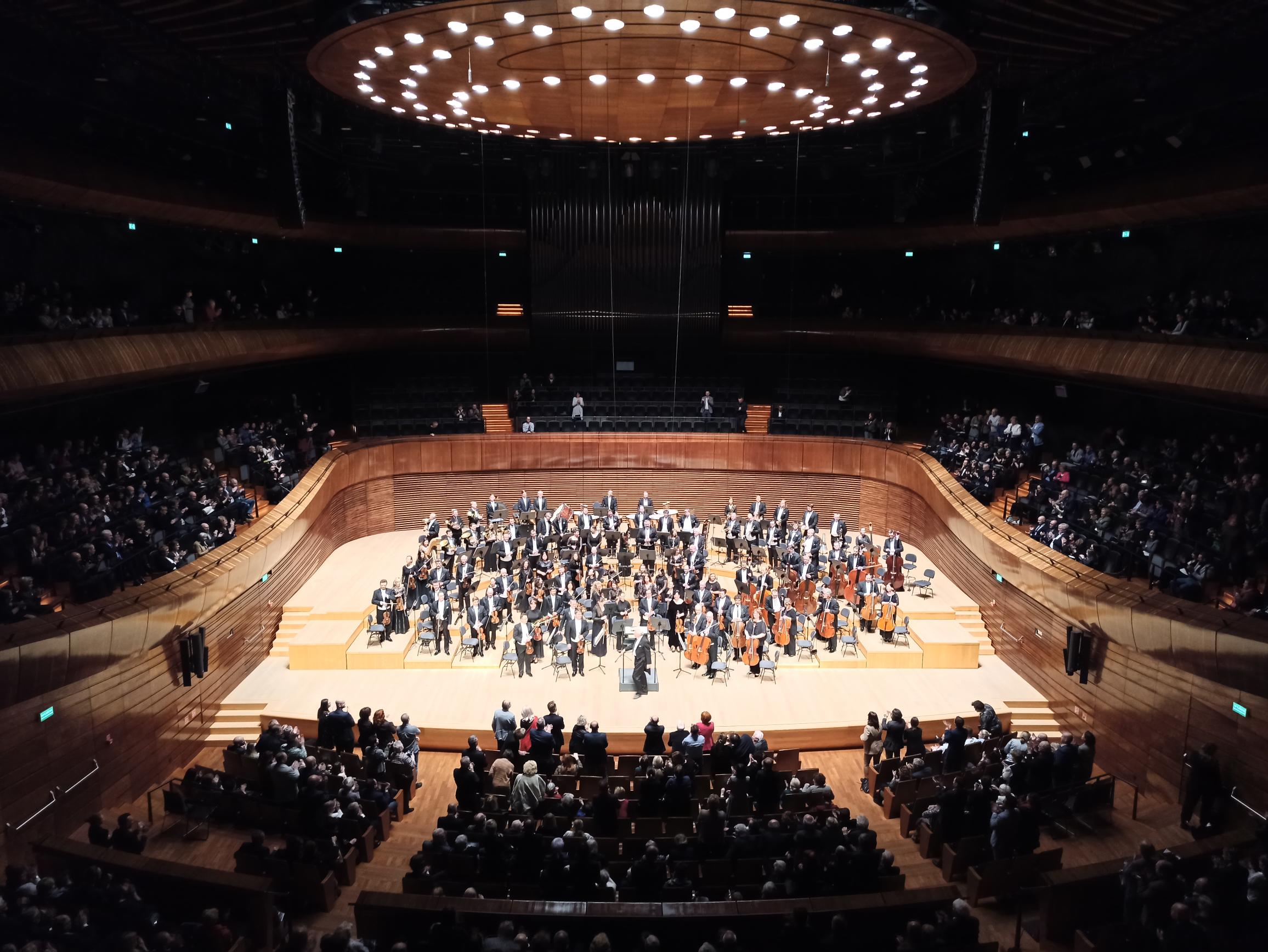 9.03 – W katowickim NOSPR wystąpiła orkiestra Filharmonii Janackowej z Ostrawy.jpg