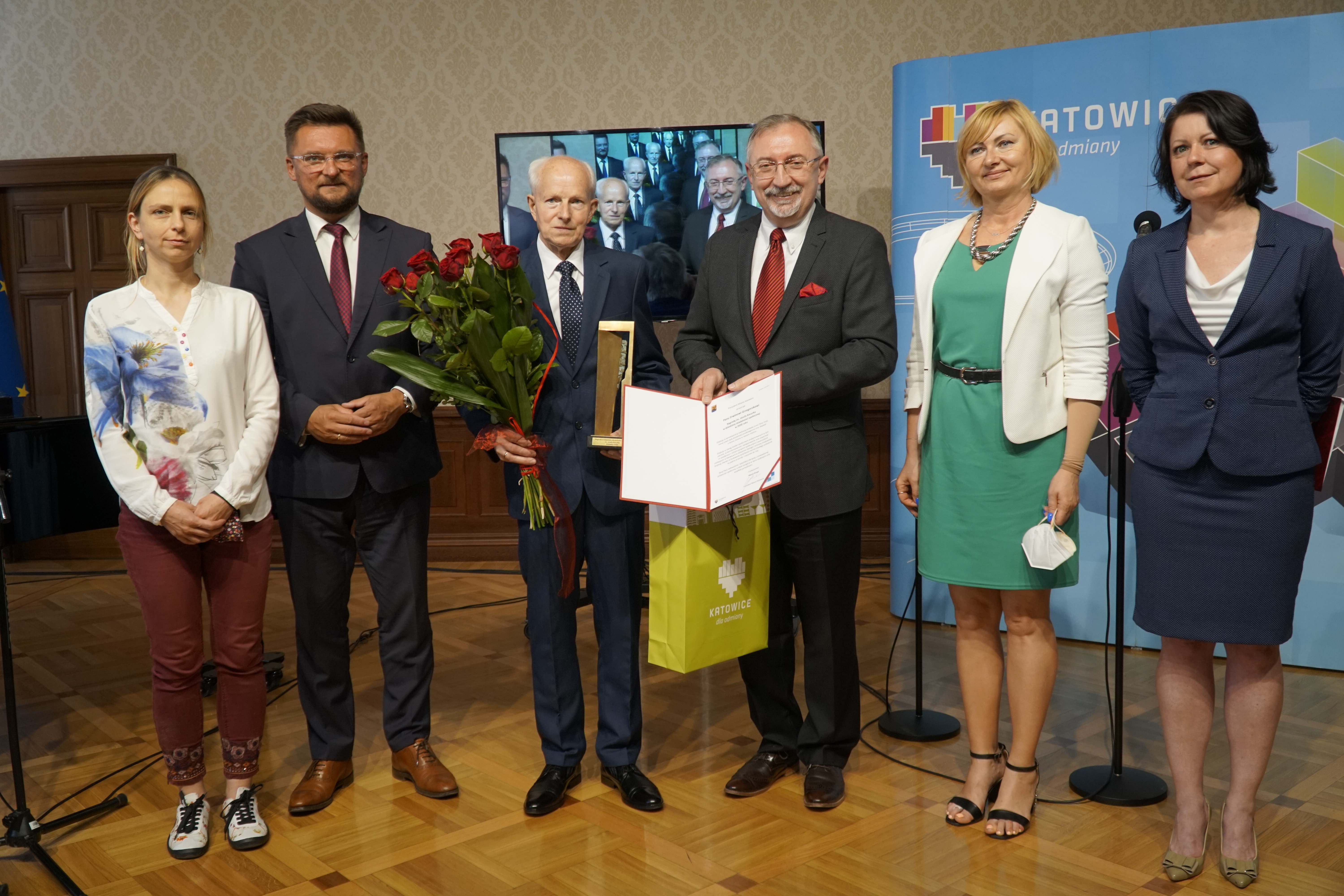 Pan Erwin - laureat z PMK i Komisja.JPG